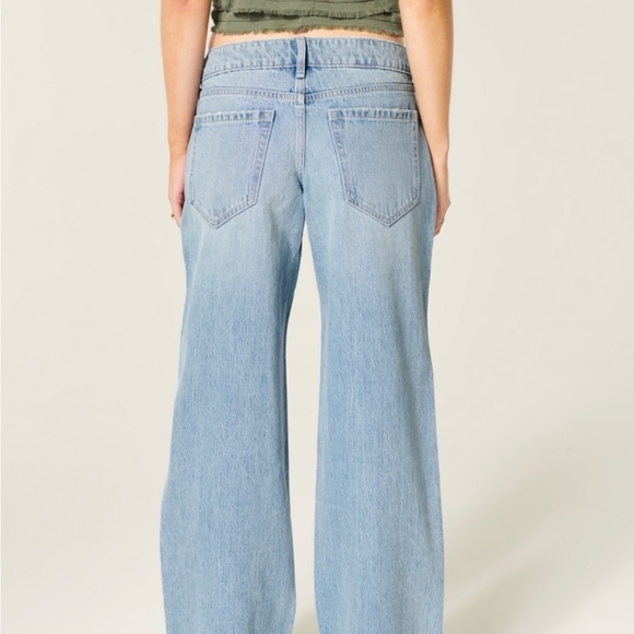 Hollister Low-rise Light Wash Wide-Leg Women's Jeans - Picture 5 of 5